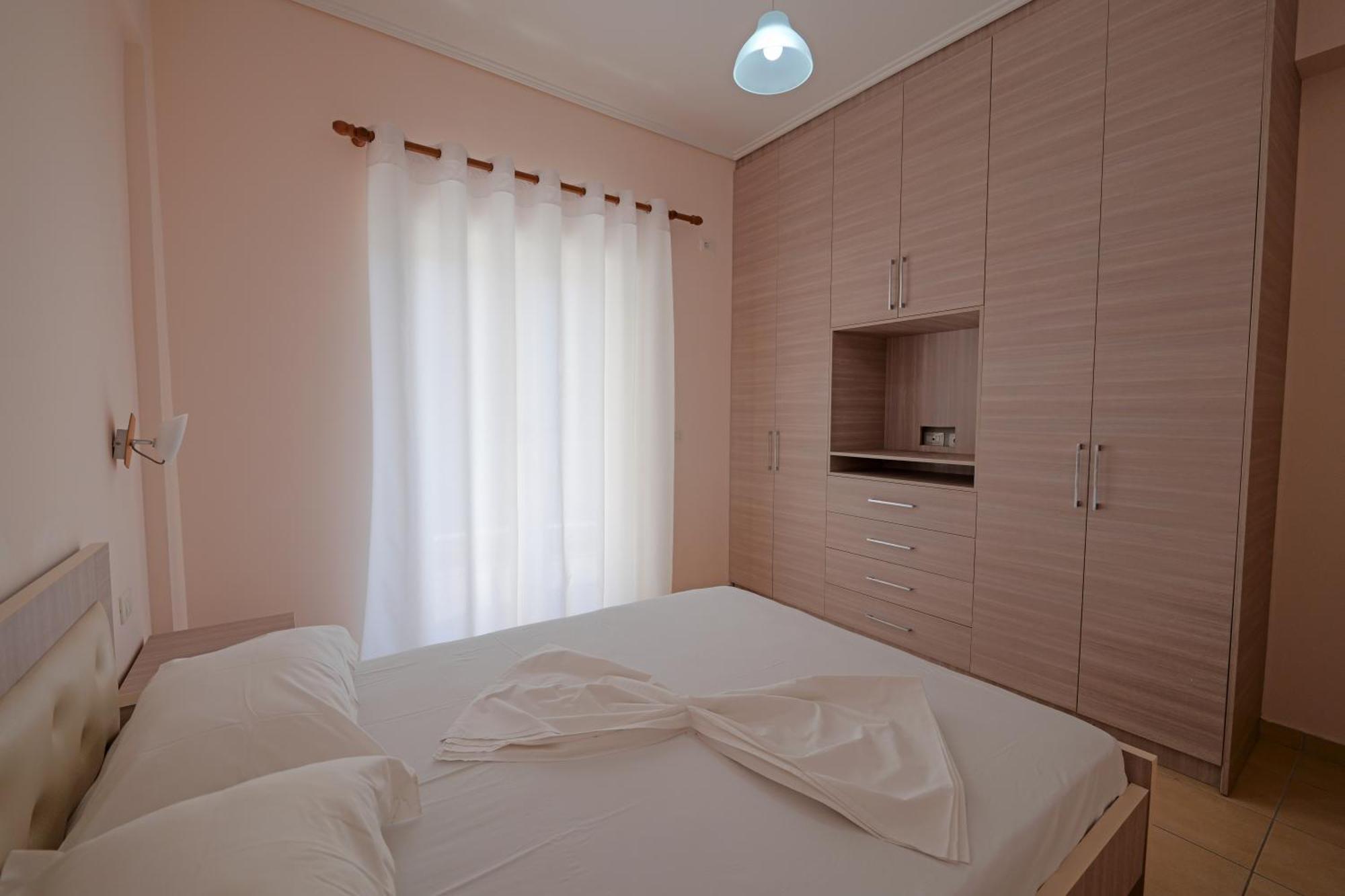 Dana Hotel Apartments Sarandë Exterior foto