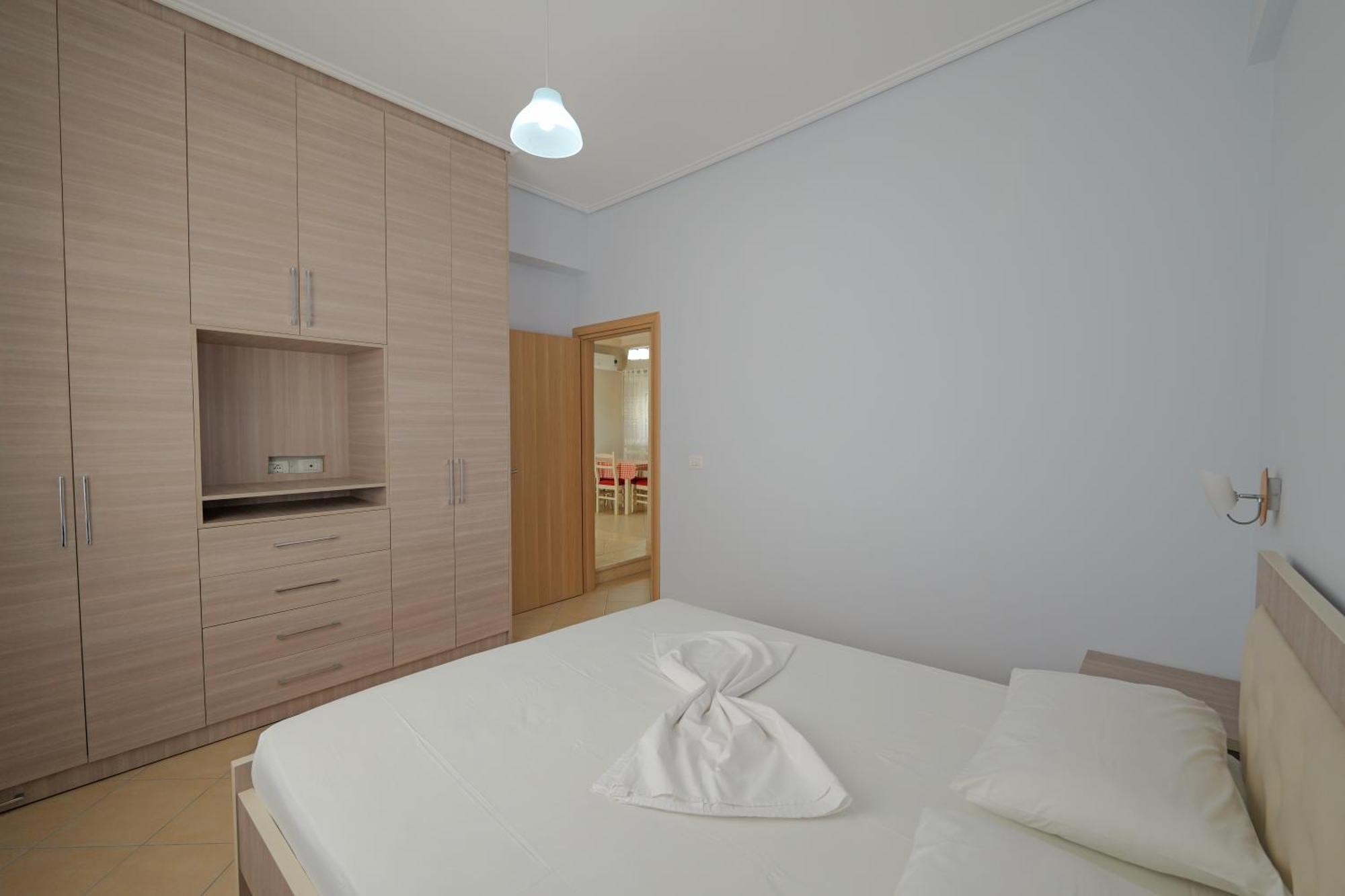 Dana Hotel Apartments Sarandë Exterior foto