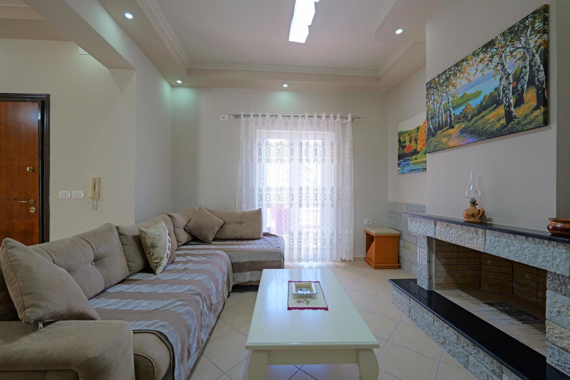 Dana Hotel Apartments Sarandë Exterior foto
